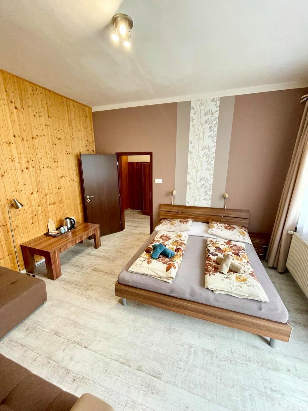 Ausblick – Zweibettzimmer mit Zustellbett, Gästehaus Reitmayer